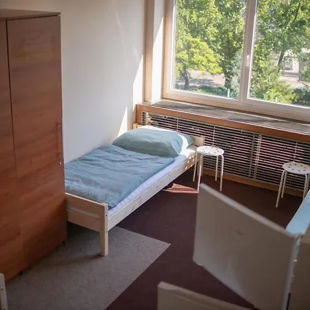 Bluehouse Hostel Tatabánya